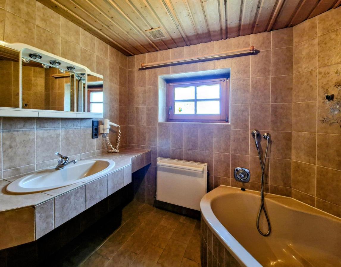 Ferienhaus Alpenschloessl ليرموس المظهر الخارجي الصورة